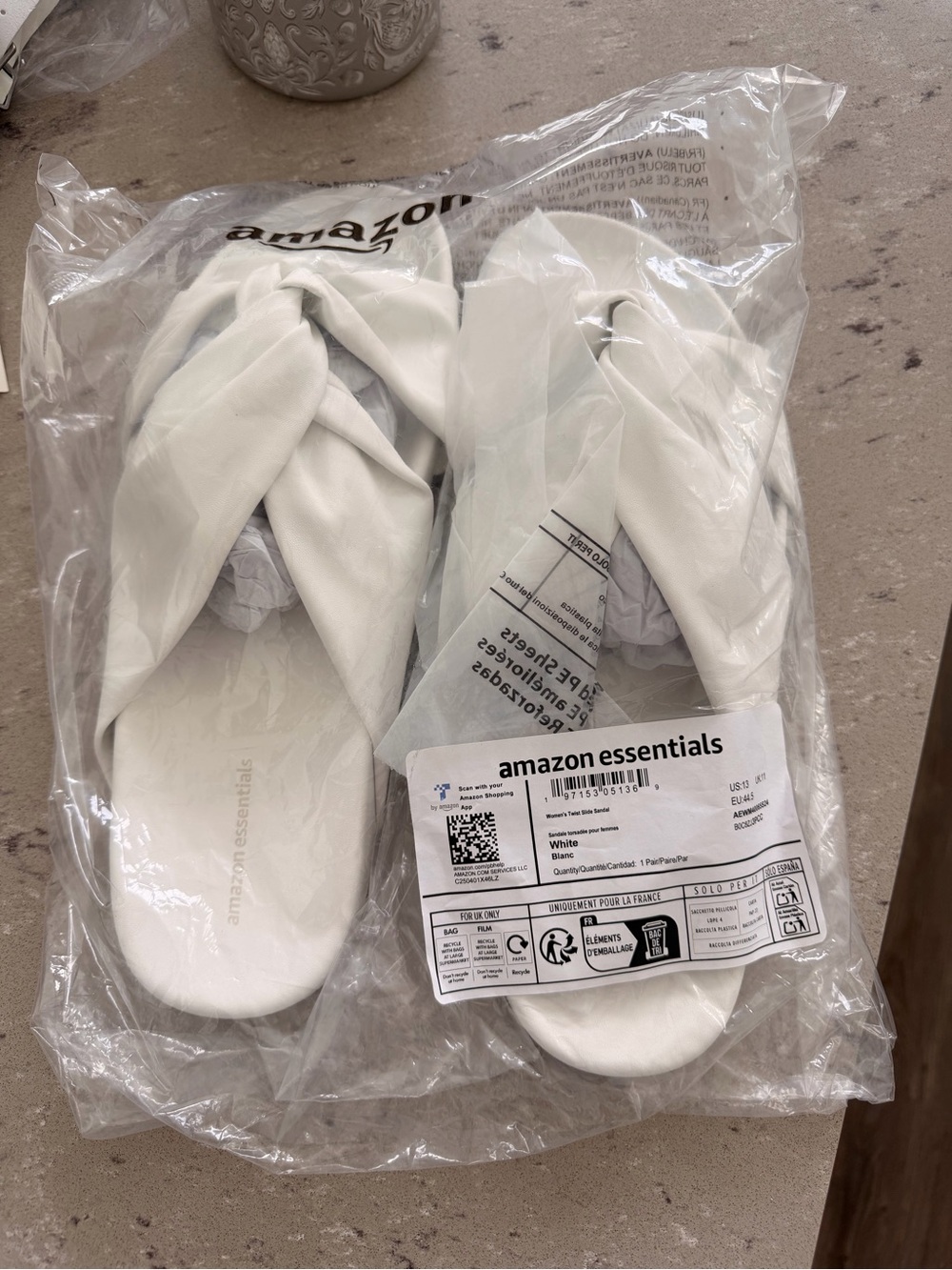 Amazon Essentials White Twisted Slide Sandals